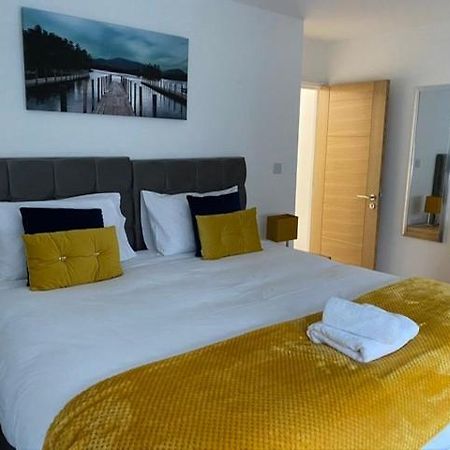 Marie'S Serviced Apartments- 2 Bedroom City Stay Bedford Luaran gambar