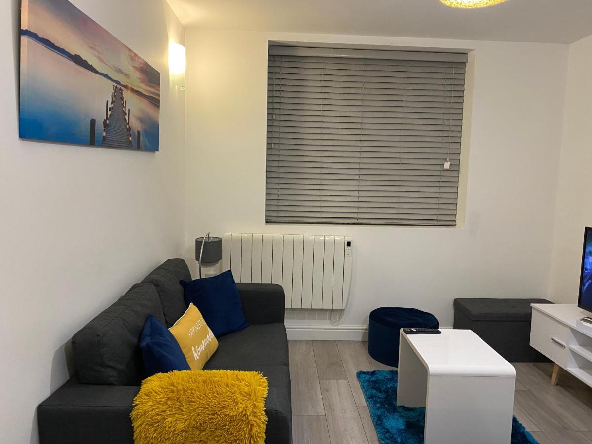 Marie'S Serviced Apartments- 2 Bedroom City Stay Bedford Luaran gambar