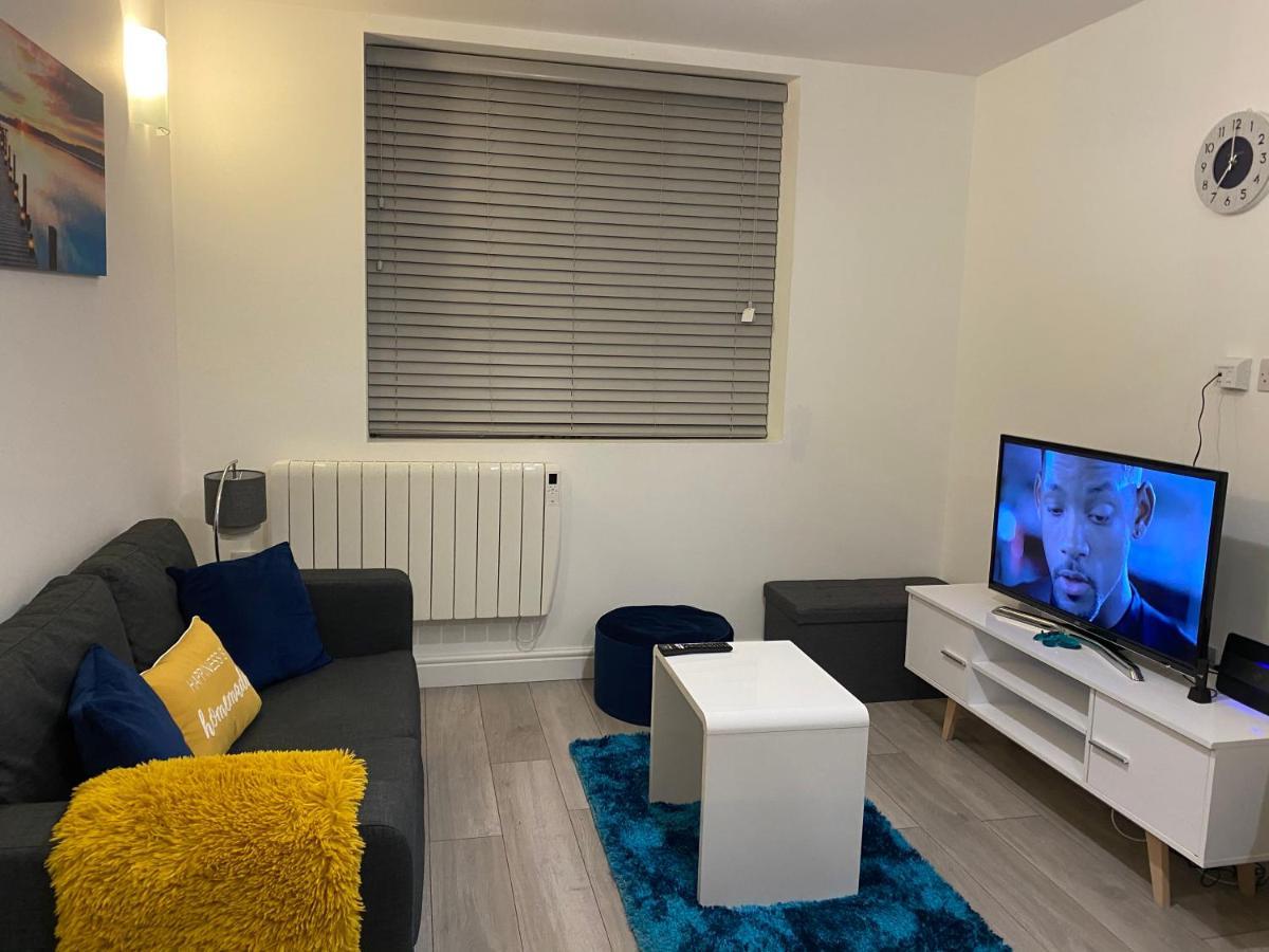 Marie'S Serviced Apartments- 2 Bedroom City Stay Bedford Luaran gambar